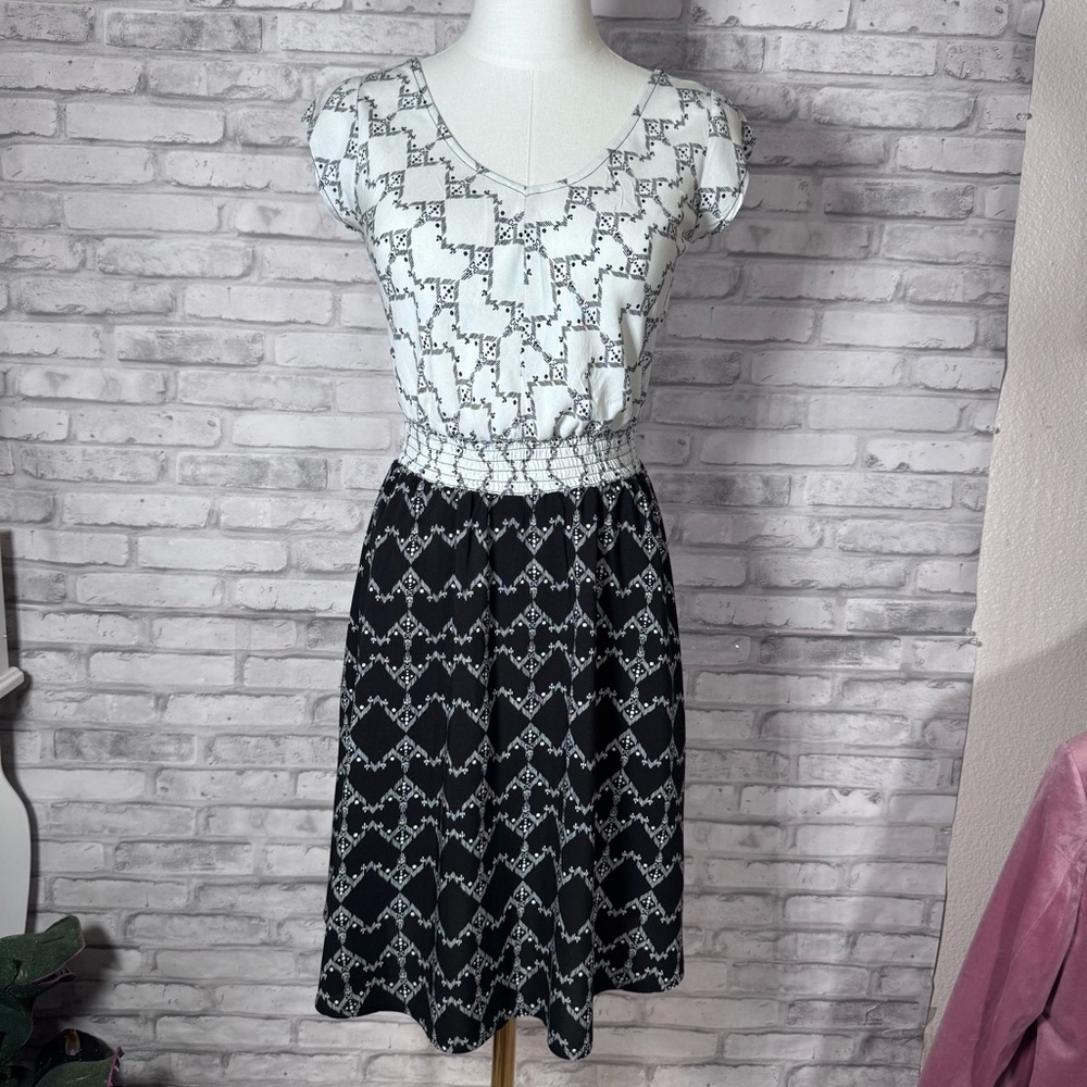 Xhilaration Black and White Geometric Skater Dress